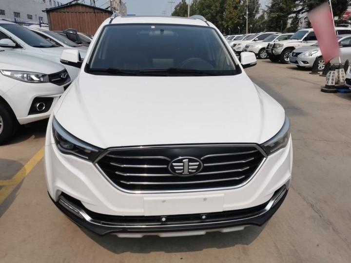 Bestune X40 2017 1.6L MT Luxury photo 2