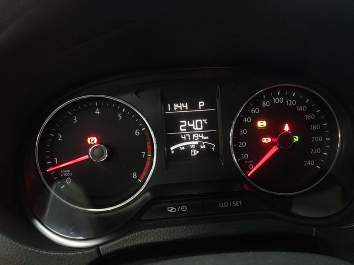 Polo 2016 1.6L AT Comfort photo 7