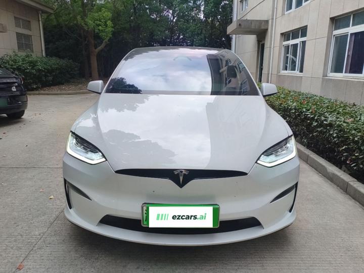 Model X 2023 AWD Plaid photo 2