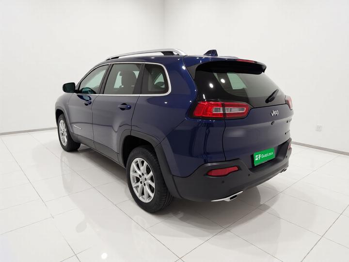 Cherokee 2017 2.0L photo 4