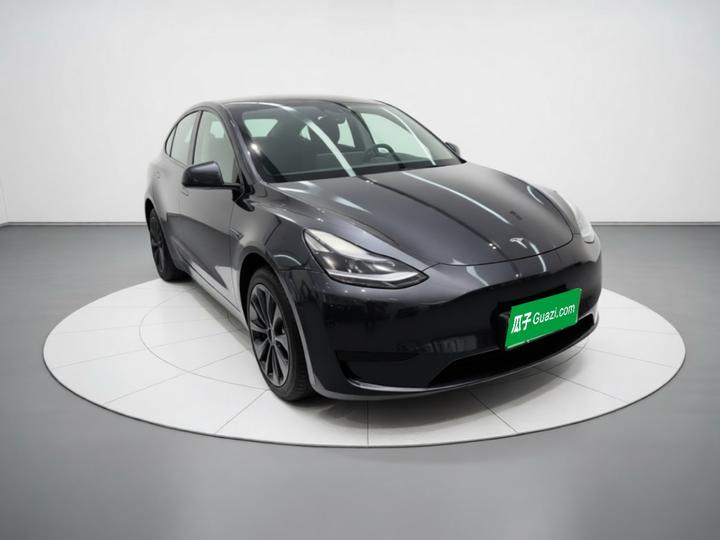 Model Y 2024 RWD photo 3