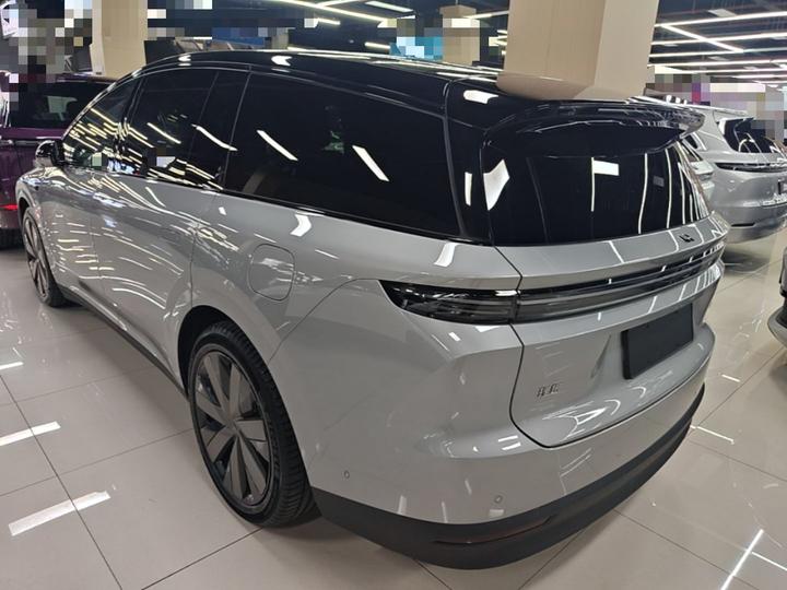 Li Auto i8 2025 Standard photo 4