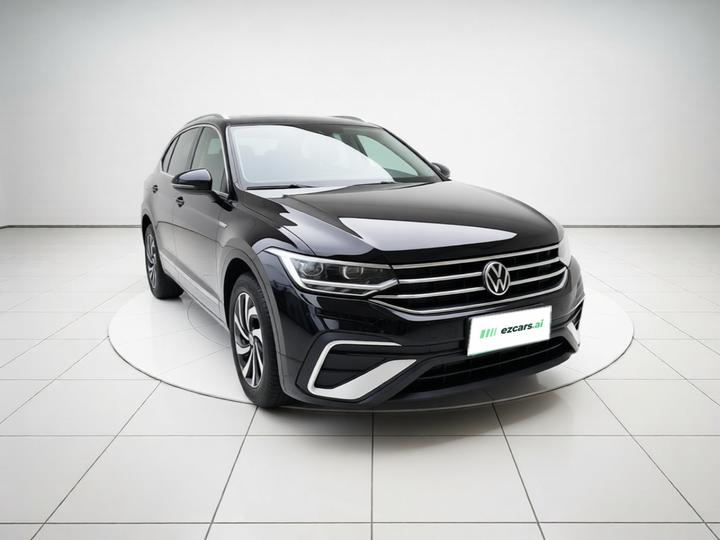 Tiguan L 2023 Facelift 330TSI AT RWD Smart photo 3