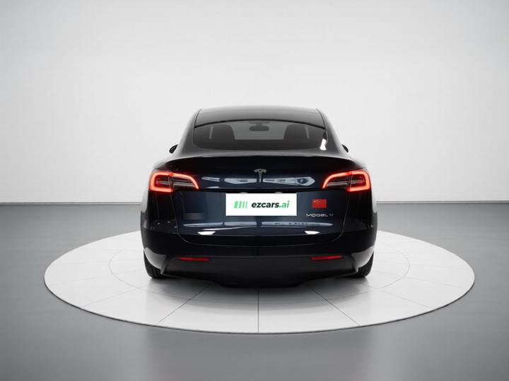 Model Y 2024 RWD photo 3