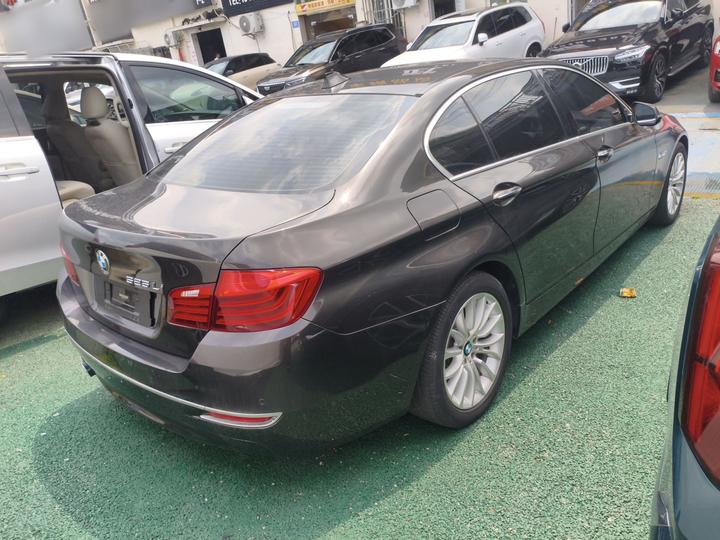 5 Series 2014 525Li Luxury Design Package photo 4