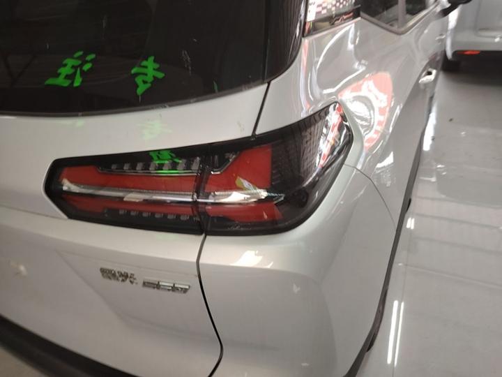 560 EV 2026 EV 500km Luxury photo 7