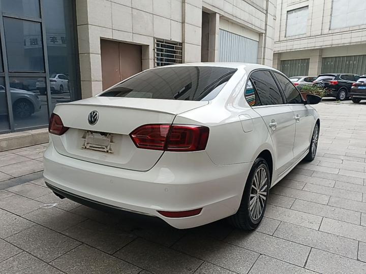 Sagitar 2014 Facelift 1.4TSI AT Flagship photo 4
