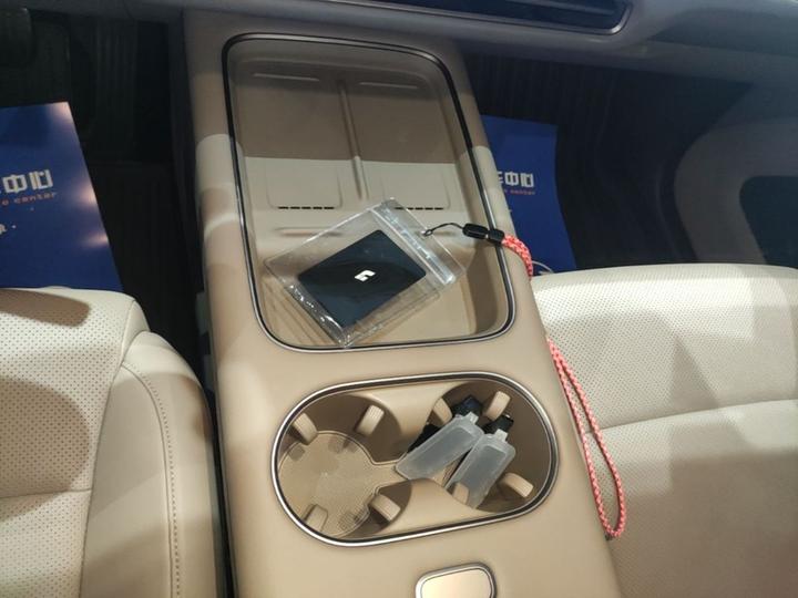 Li Auto i6 2025 RWD Standard photo 6