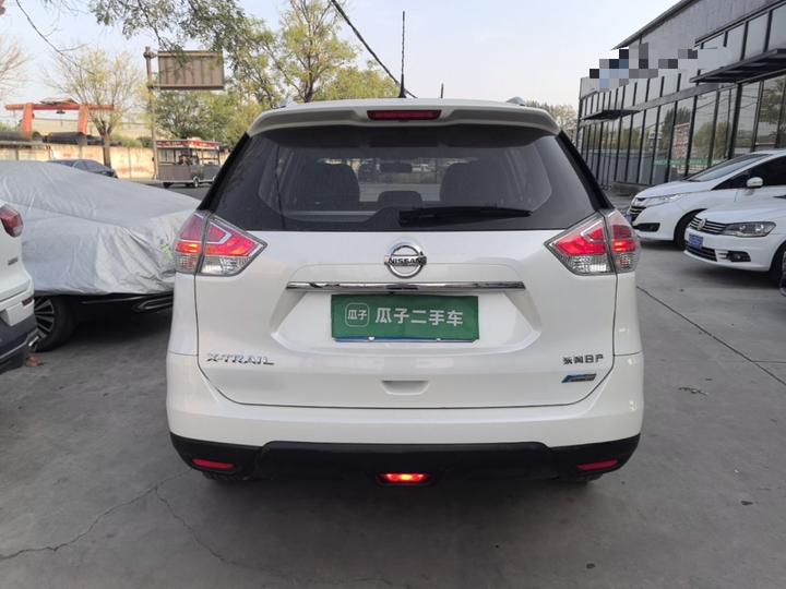 X-Trail 2014 2.5L CVT Luxury 4WD photo 3