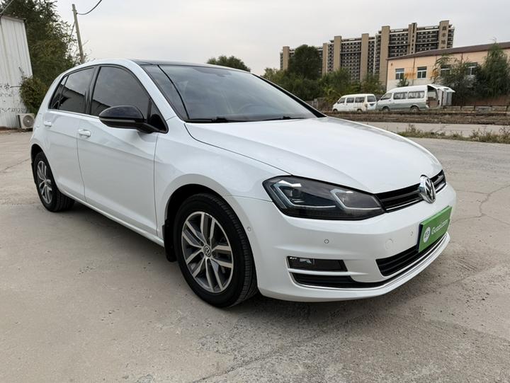 Golf 2017 230TSI AT Luxury Anniversary Edition photo 6