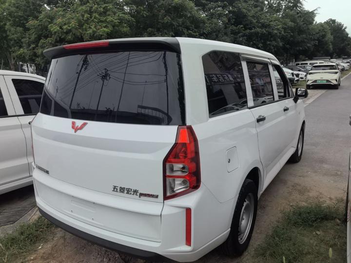 Wuling Hongguang PLUS 2020 1.5L MT Standard 5-Seater photo 4