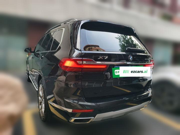 X7 2021 xDrive40i Leading Luxury photo 4