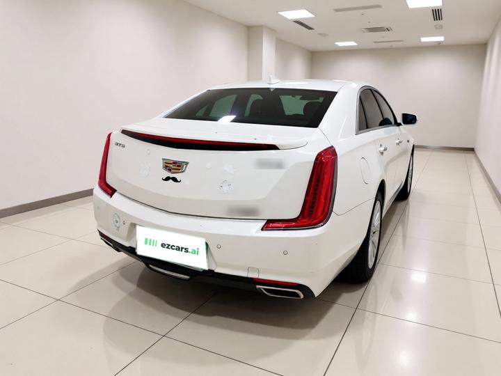 XTS 2018 28T Tech photo 6