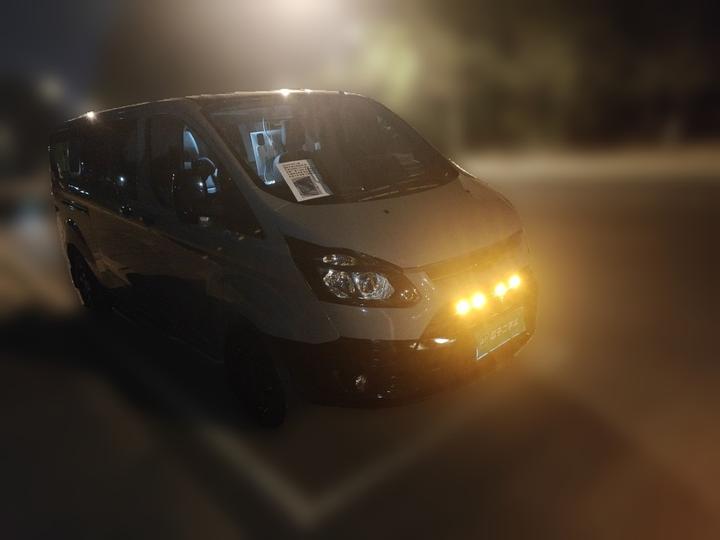 Transit 2022 2.0T Petrol AT Medium Wheelbase China VI photo 3