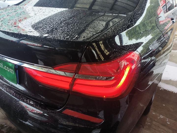 7 Series 2018 730Li Exclusive M Sport Package photo 7