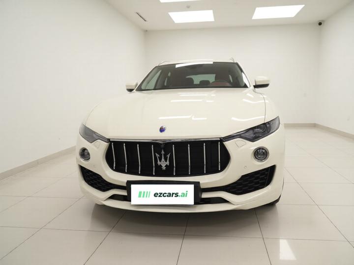 Levante 2016 3.0T Standard photo 2