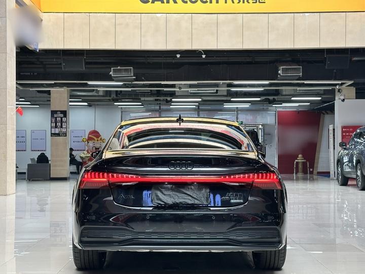 A7L 2024 45 TFSI quattro S-line photo 3