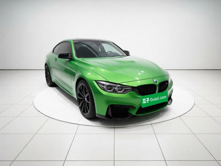 M4 2017 M4 2-Door Coupe photo 3