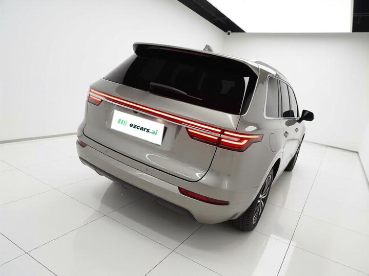 Li Auto ONE 2021 EREV 6-Seater photo 6