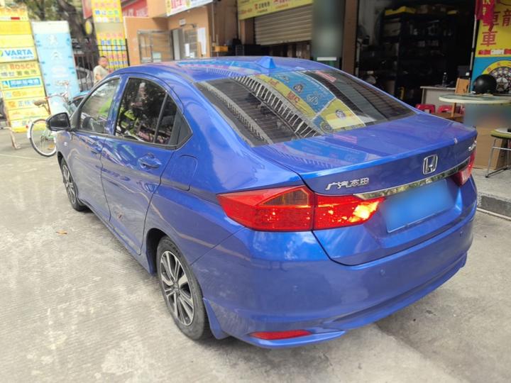 2018 1.5L CVT photo 4