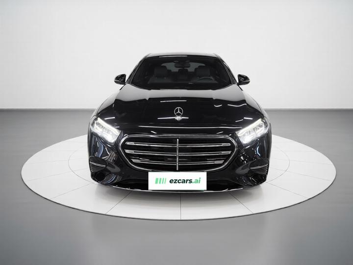 E-Class 2026 E 300 L Luxury photo 2