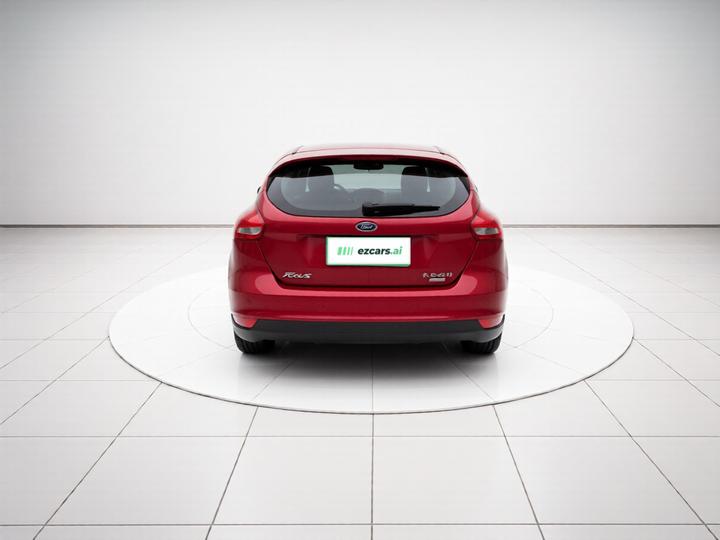 Focus 2015 Hatchback EcoBoost 125 AT photo 5