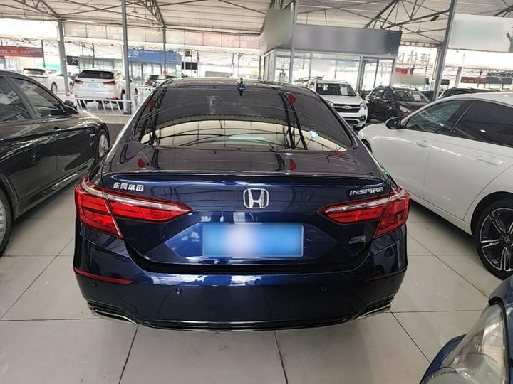 2022 260TURBO photo 3
