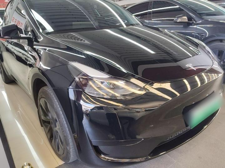 Model Y 2024 RWD photo 3