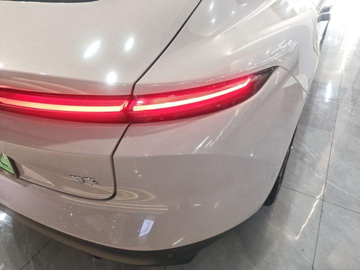 ET5 2024 75kWh photo 7