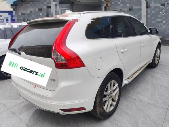 XC60 2017 T5 Upgraded photo 4