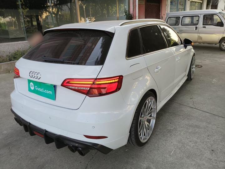 A3 2018 30 Anniversary Sportback 40 TFSI photo 4