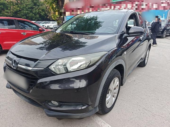 Vezel 2015 1.5L CVT RWD Comfort