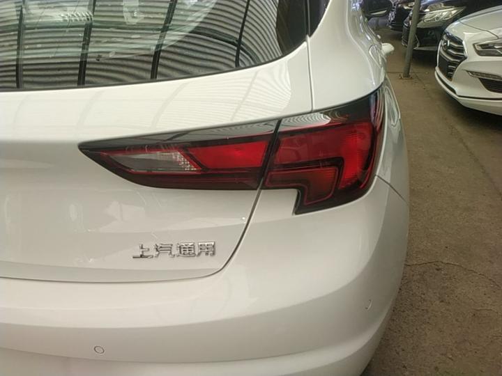 Verano 2016 Hatchback 15S AT Progressive photo 7