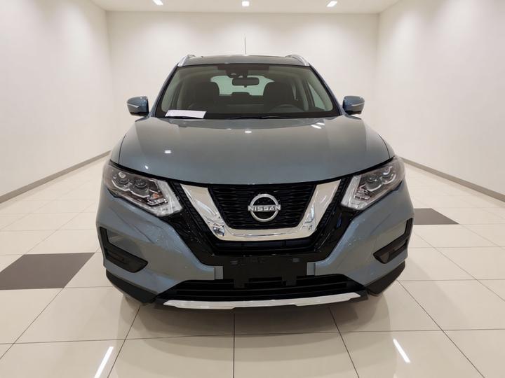 X-Trail 2025 2.0L RWD Leading photo 2