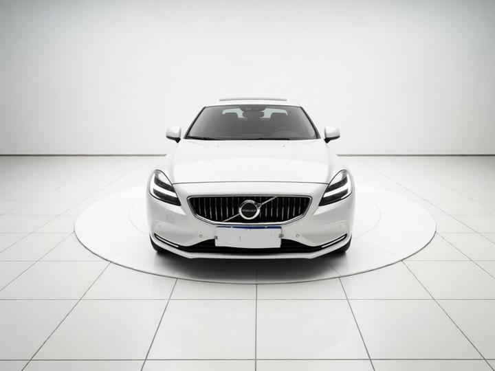 V40 2017 T3 photo 2