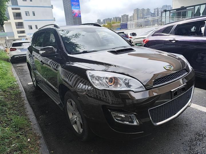 SUV 2014 2.4L AT RWD Exclusive photo 3