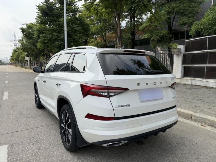 Kodiaq 2022 TSI330 7-Seater RWD photo 4