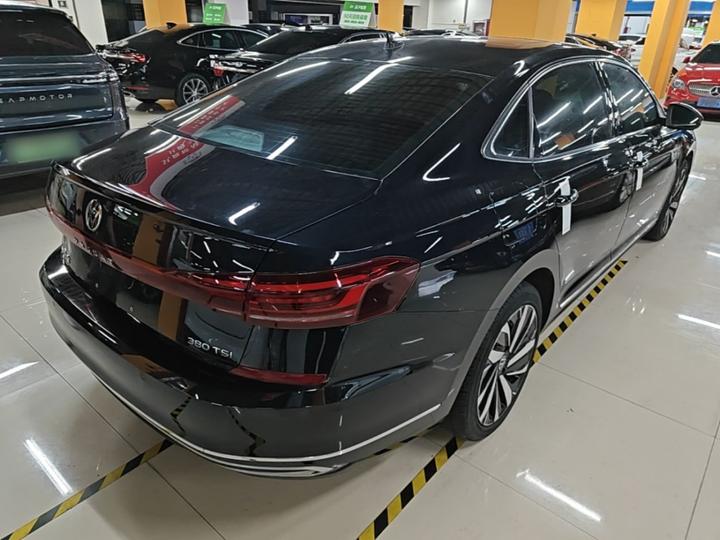 Passat 2024 380TSI Elite photo 4