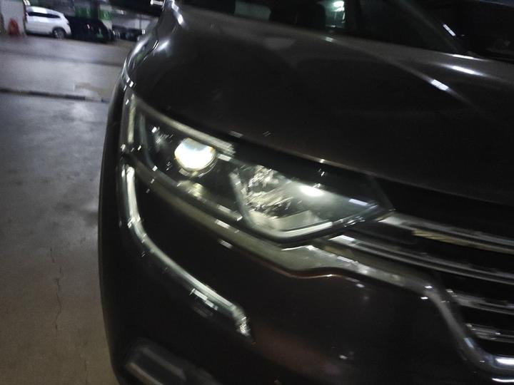 2017 2.5L AWD Premium photo 7