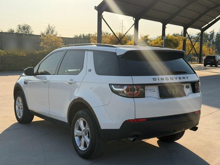 Discovery Sport 2016 2.0T S photo 4