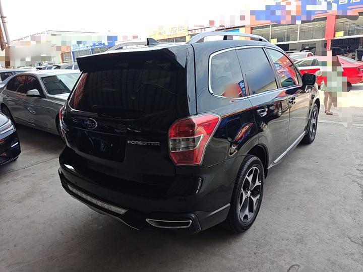 Forester 2015 2.0i Anniversary Edition photo 4