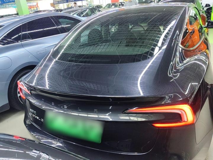 Model 3 2023 RWD photo 3