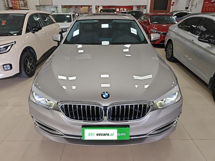 5 Series 2020 525Li Luxury photo 2