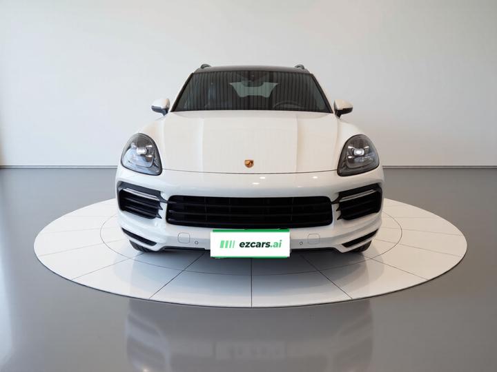 2019 Cayenne 3.0T photo 2