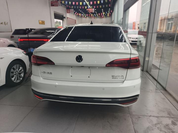Bora 2023 280TSI DSG photo 3