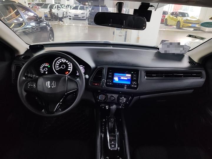 Vezel 2017 1.5L CVT RWD Comfort photo 5