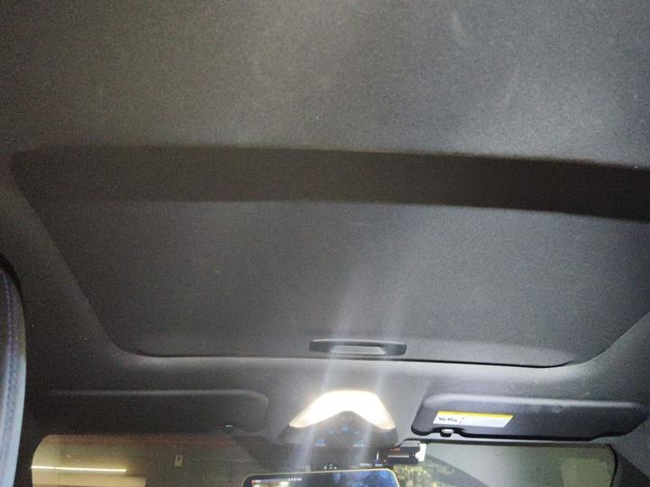 C-HR 2020 2.0L Leading photo 8