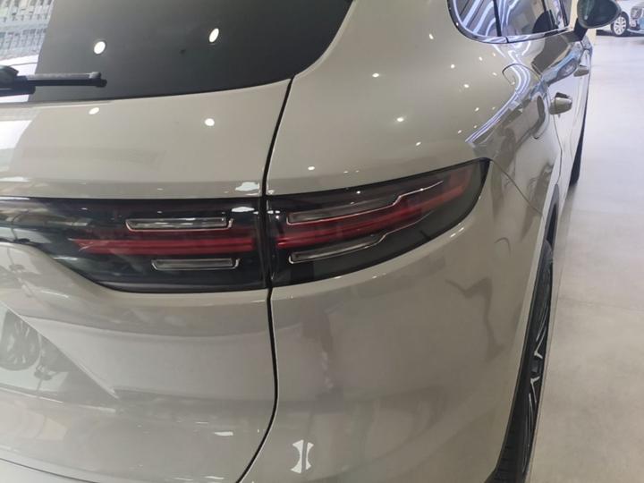 2018 Cayenne 3.0T photo 7