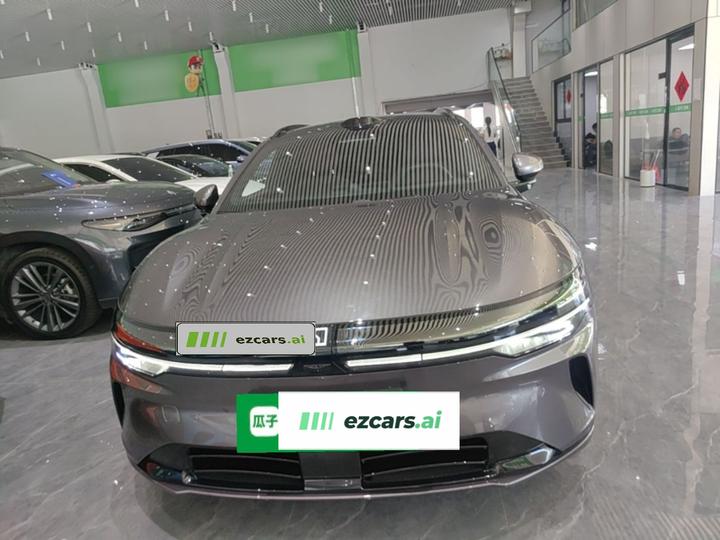 007GT 2026 RWD Max 75kWh photo 2