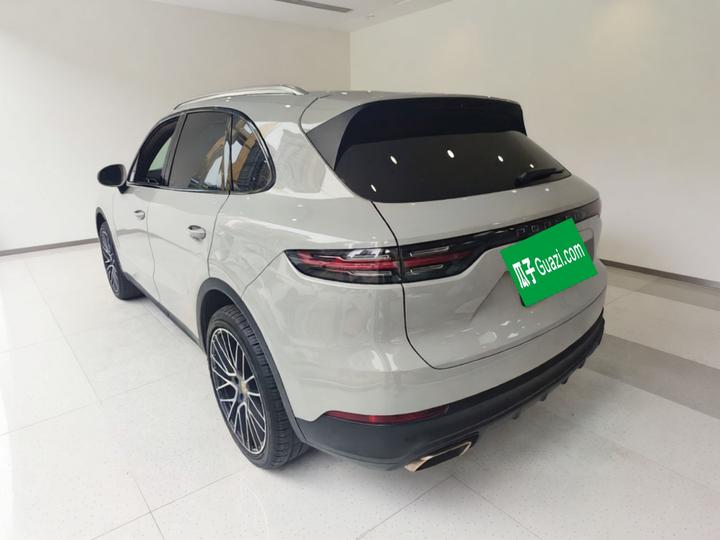 2018 Cayenne 3.0T photo 4